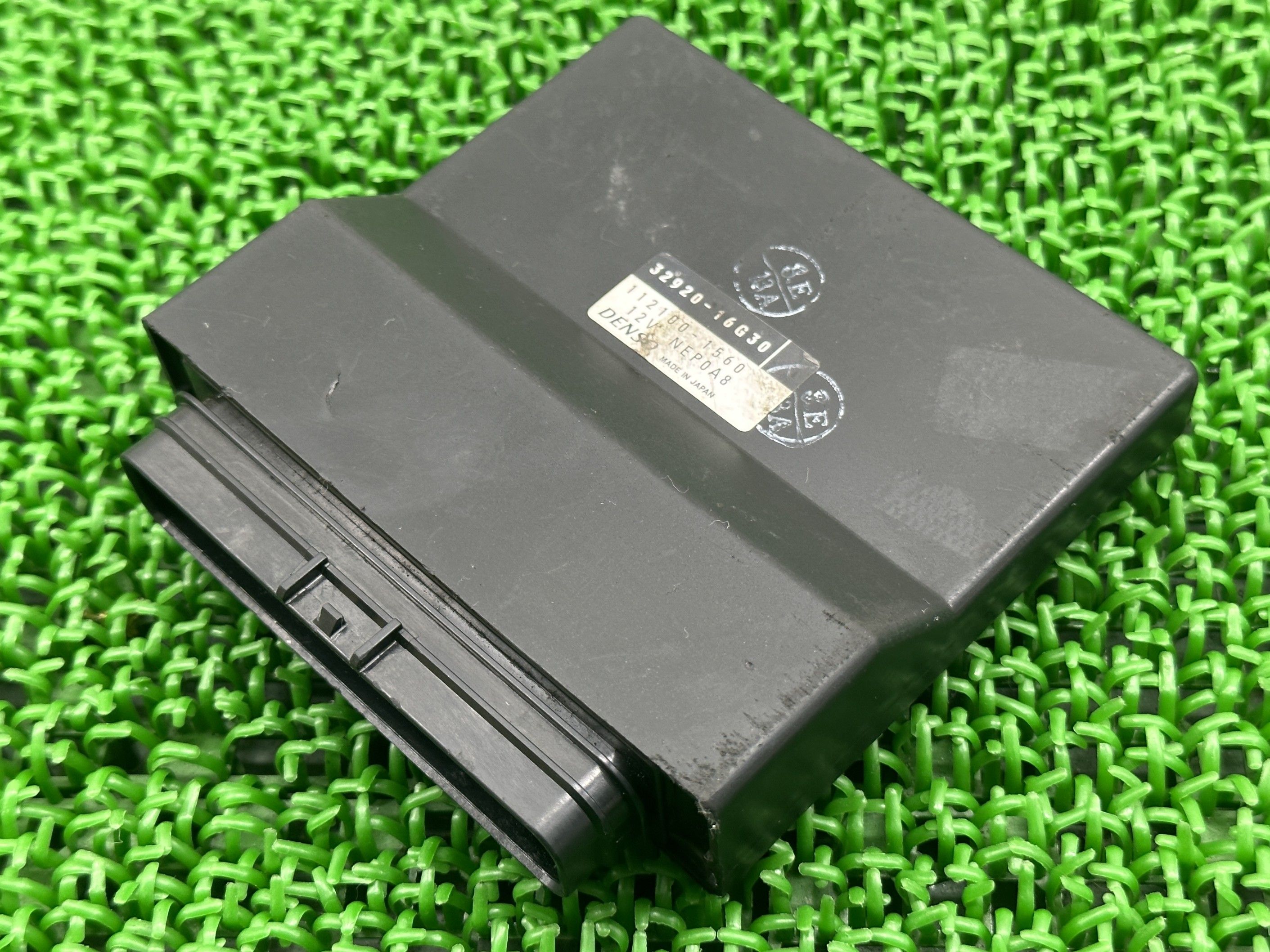 SV1000 ECU スズキ 純正 バイク 部品 VT54A SV1000S ECM コントロールユニット 機能的問題なし 車検 Genuine 【中古】 aE