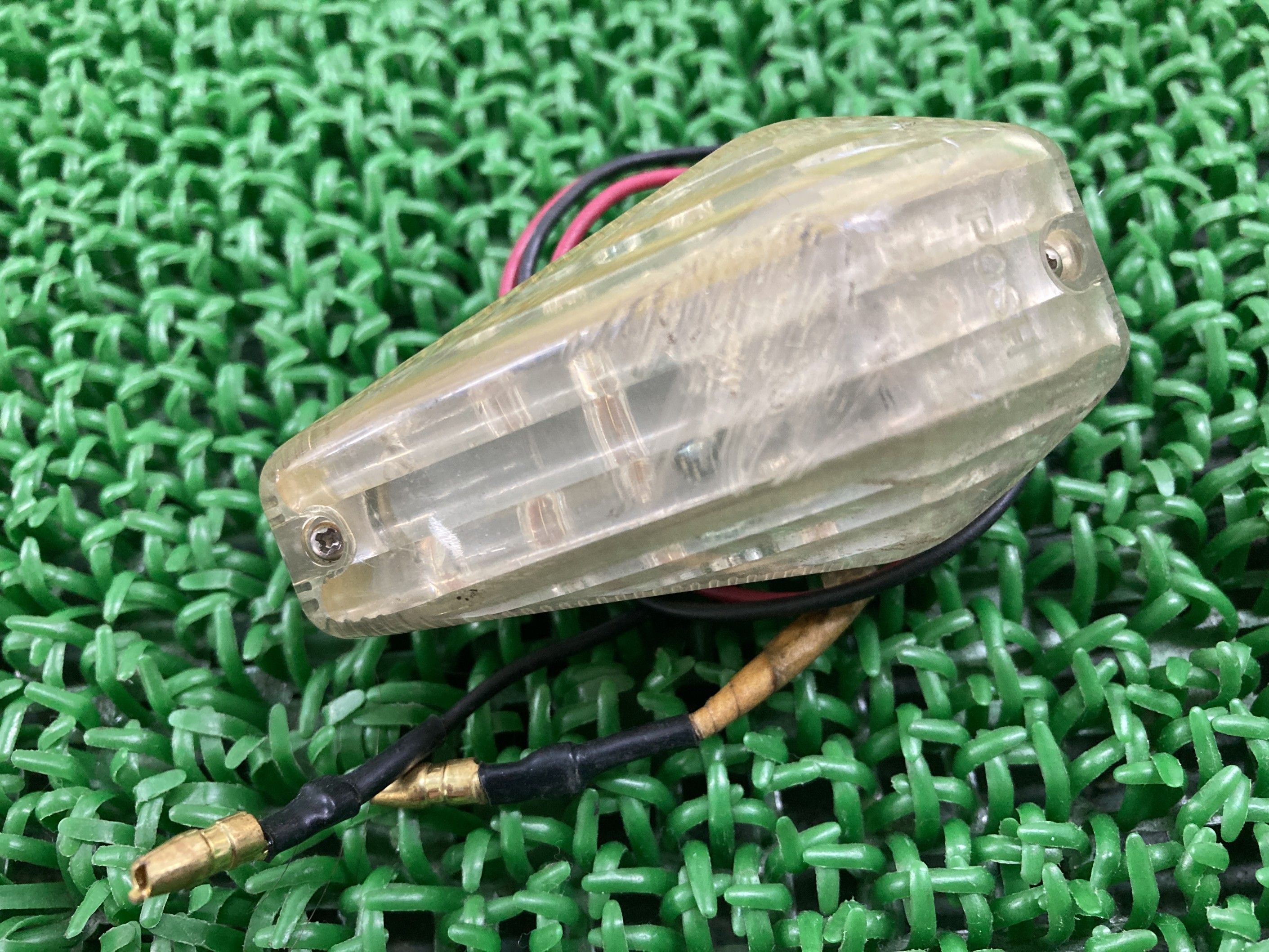 POSH製 貼り型ウインカー 片側 社外 バイク 部品 ポッシュ エアロLEDウインカー ストリームラインタイ..