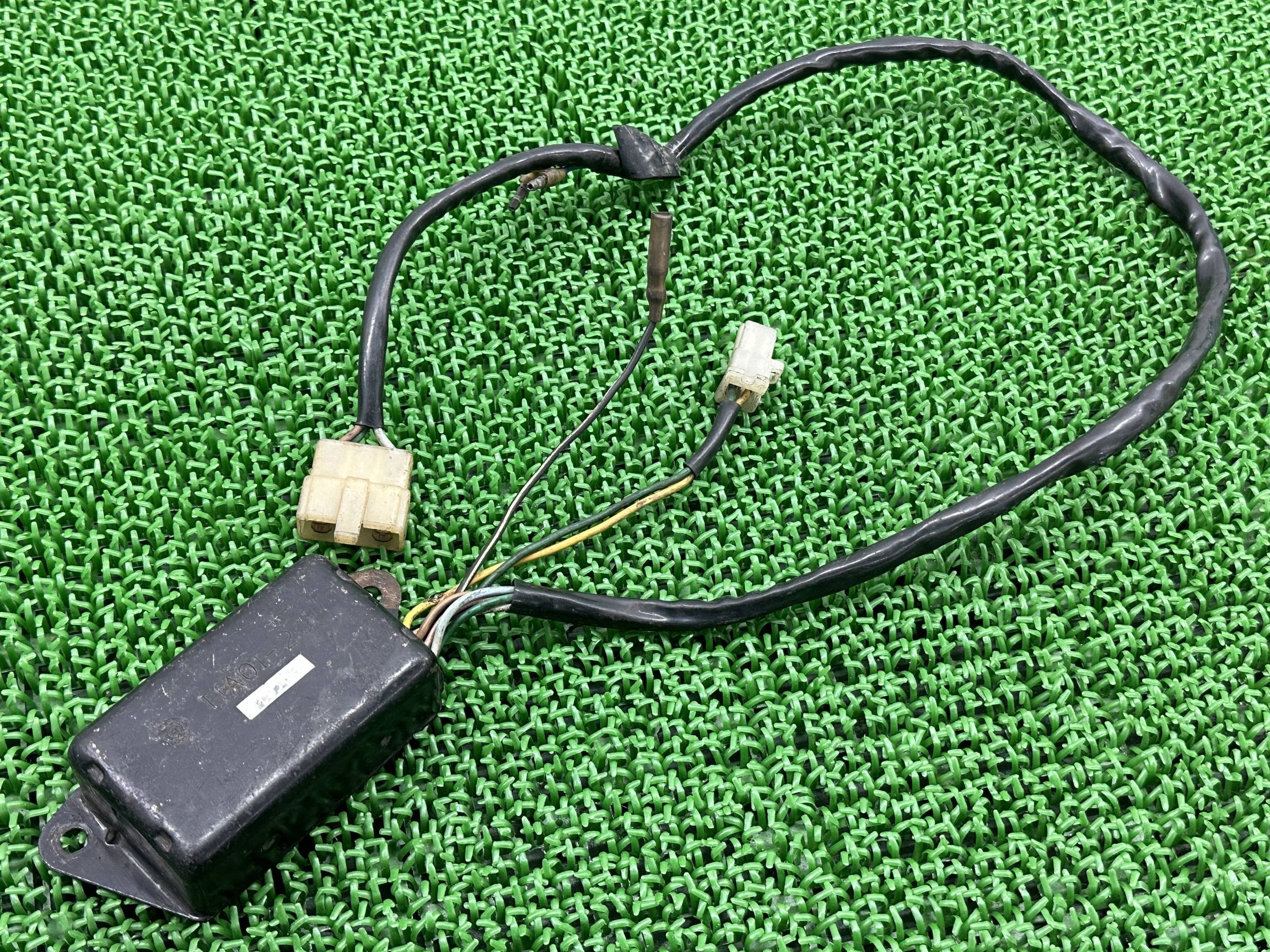 ホーク2 イグナイター ホンダ 純正 バイク 部品 CB400T ホーク2 CDI スパークユニット 機能的問題なし 車検 Genuine 【中古】 fX