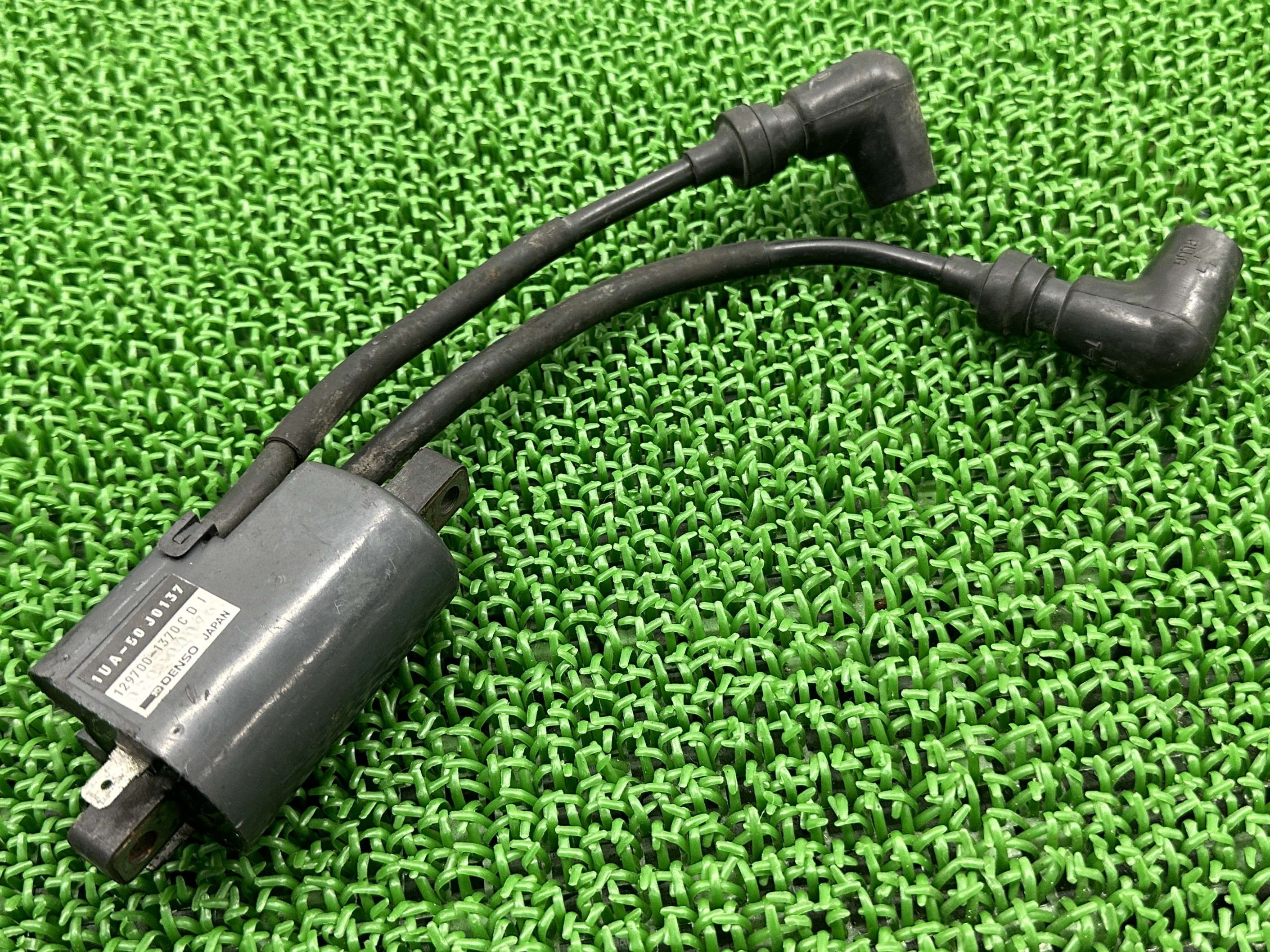 RZ250R イグニッションコイル 1UA-50 ヤマハ 純正 バイク 部品 29L プラグコード キャップ 機能的問題なし 品薄 車検 Genuine 【中古】 Tu