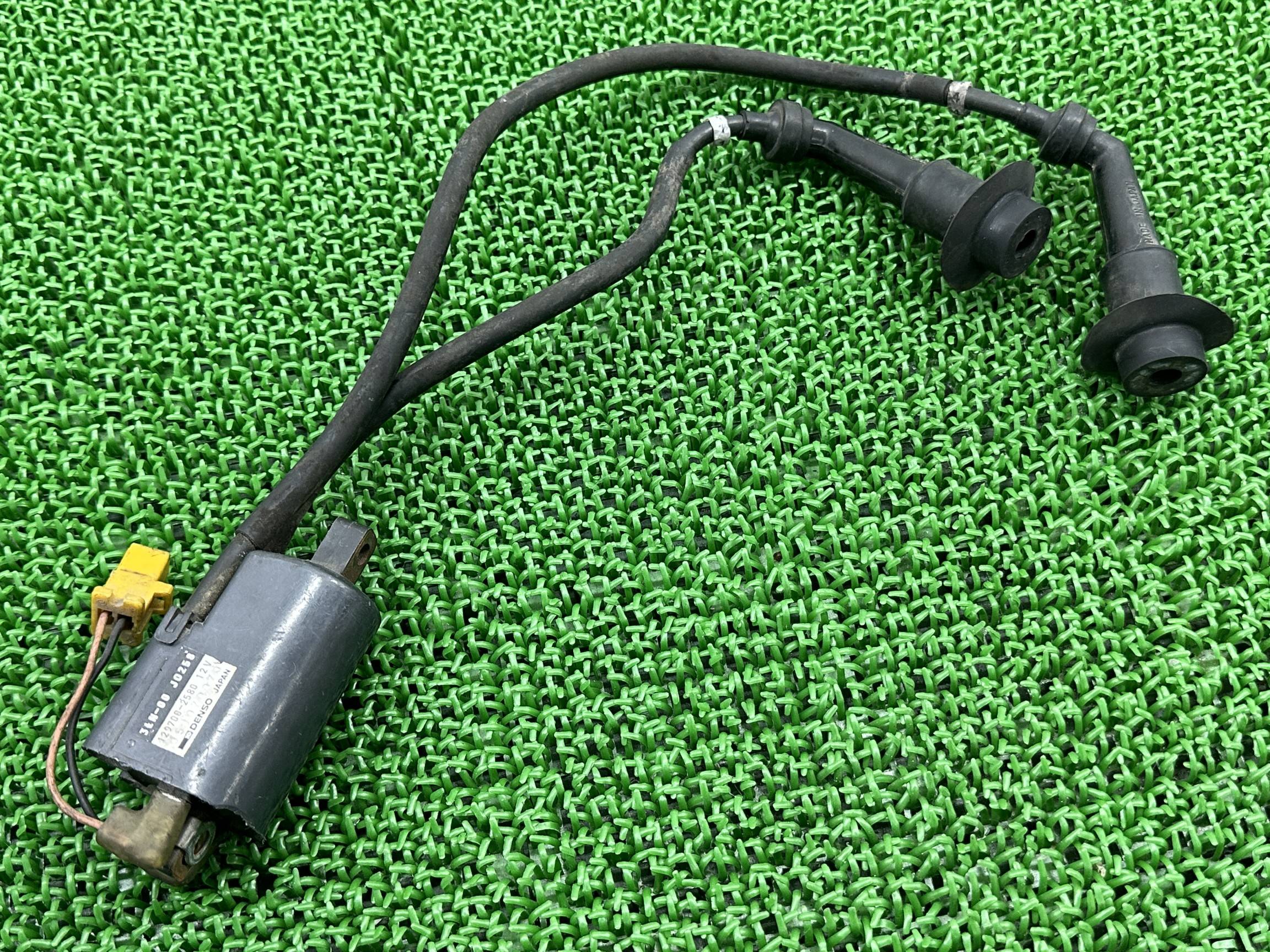 FZR250R イグニッションコイル 3LN-00 ヤマハ 純正 バイク 部品 3LN 1番 4番 プラグコード キャップ 車検 Genuine 【中古】 iX