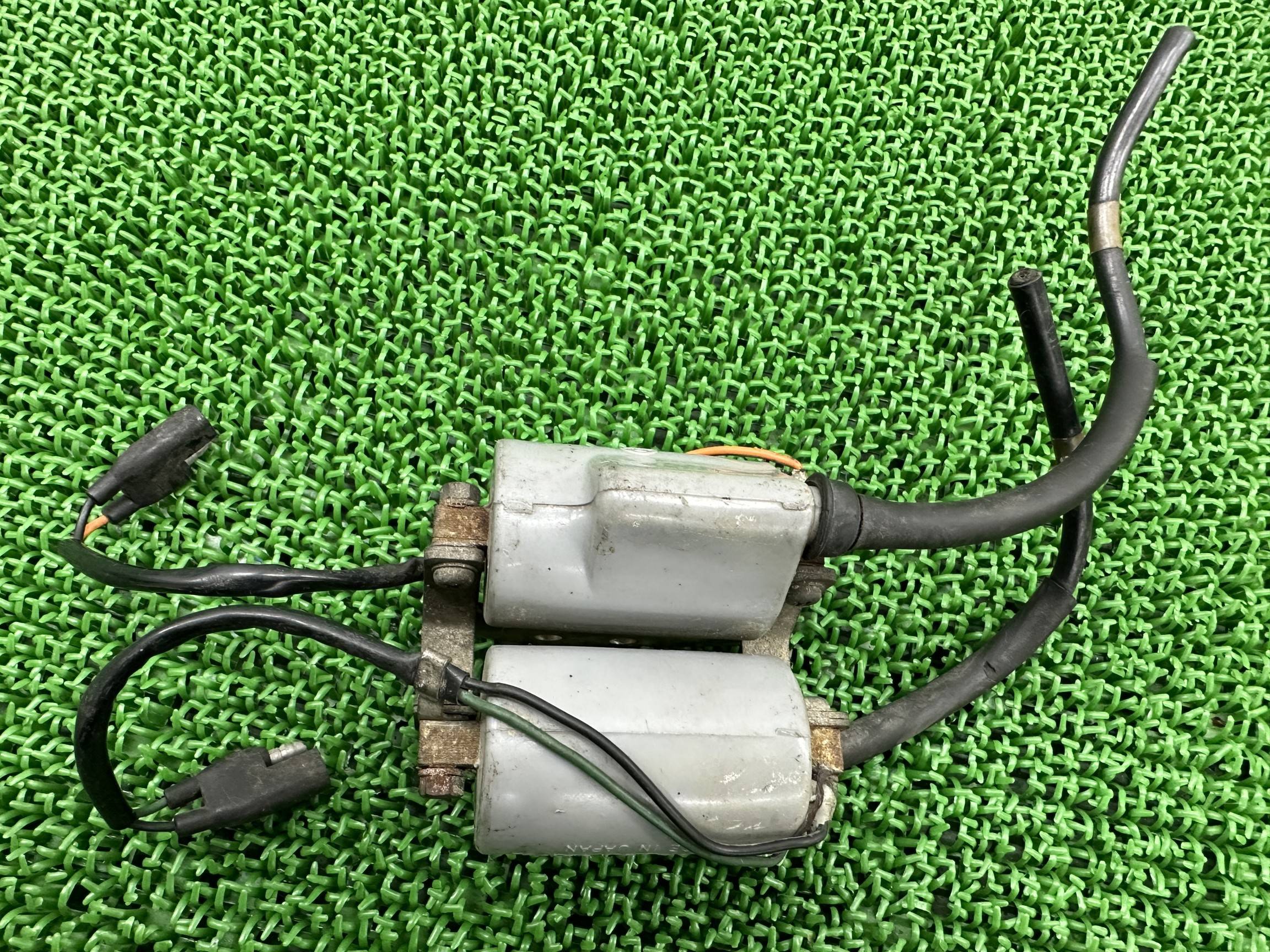 KH400 イグニッションコイル 3181 CD カワサキ 純正 バイク 部品 3181CD ワンオフカスタムコイル ステー付 400SS KH250 機能的問題なし 車検 Genuine 【中古】 Kl