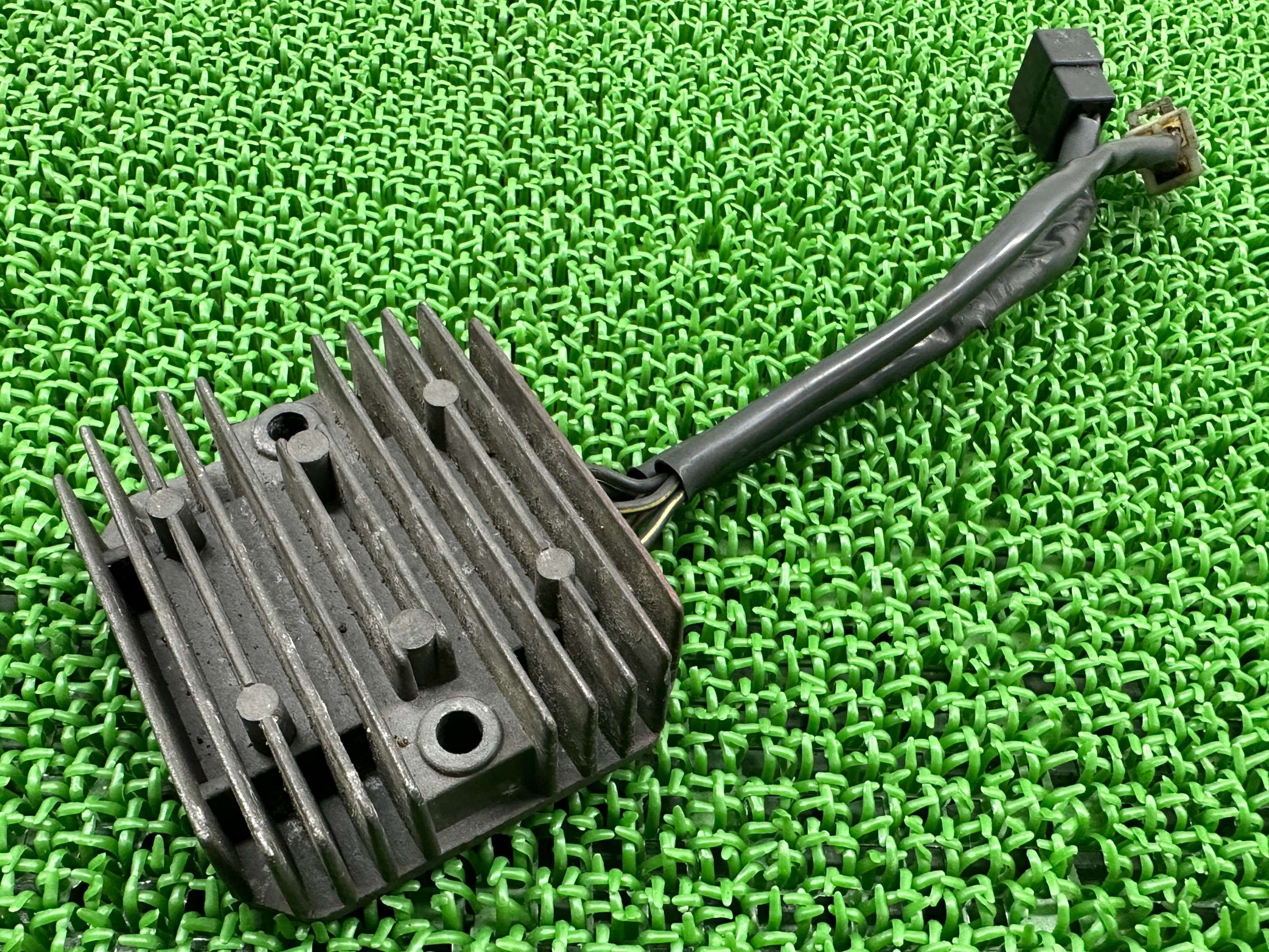 スティード400 レギュレター ホンダ 純正 バイク 部品 NC26 スティード600 レギュレーター レクチファイヤー 機能的問題なし 車検 Genuine 【中古】 Ma