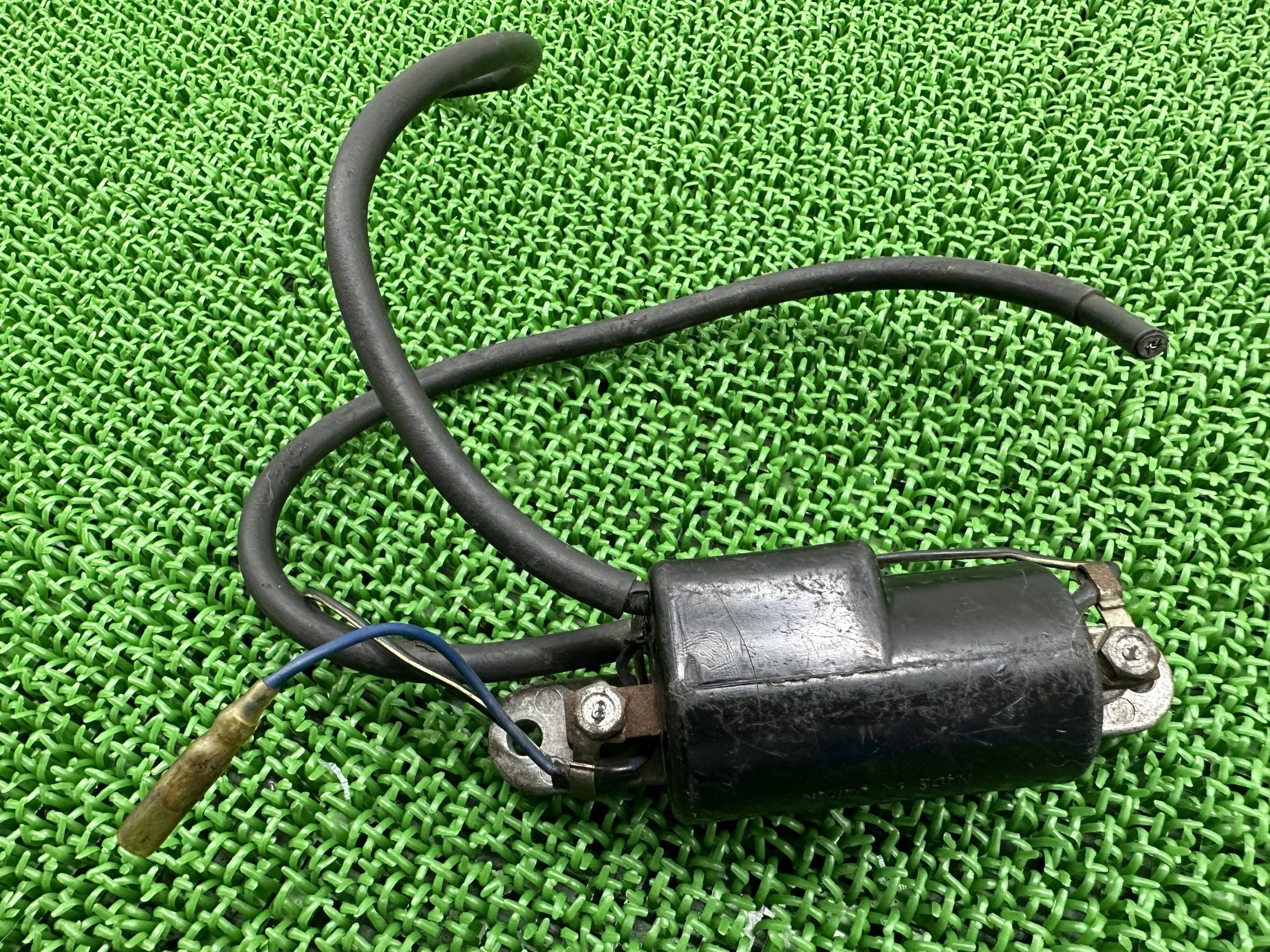 ベンリィCB125 イグニッションコイル FL807-6V ホンダ 純正 バイク 部品 CB125K CD125K 点火プラグ ステー プラグコード 車検 Genuine 【中古】 iB