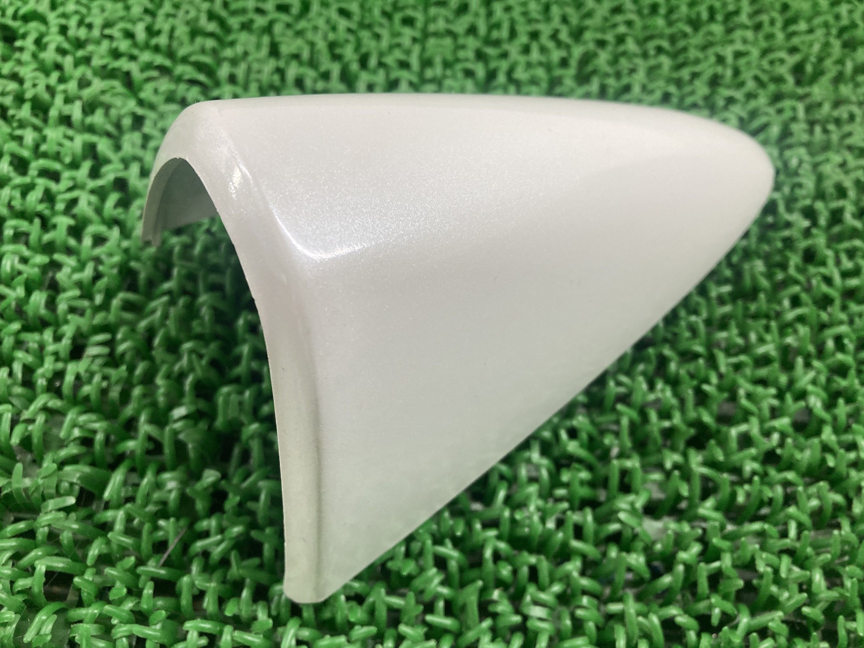 フォルツァ フロントウインカーカバー 左 ホンダ 純正 バイク 部品 MF06 FORZA パールミルキーホワイト..