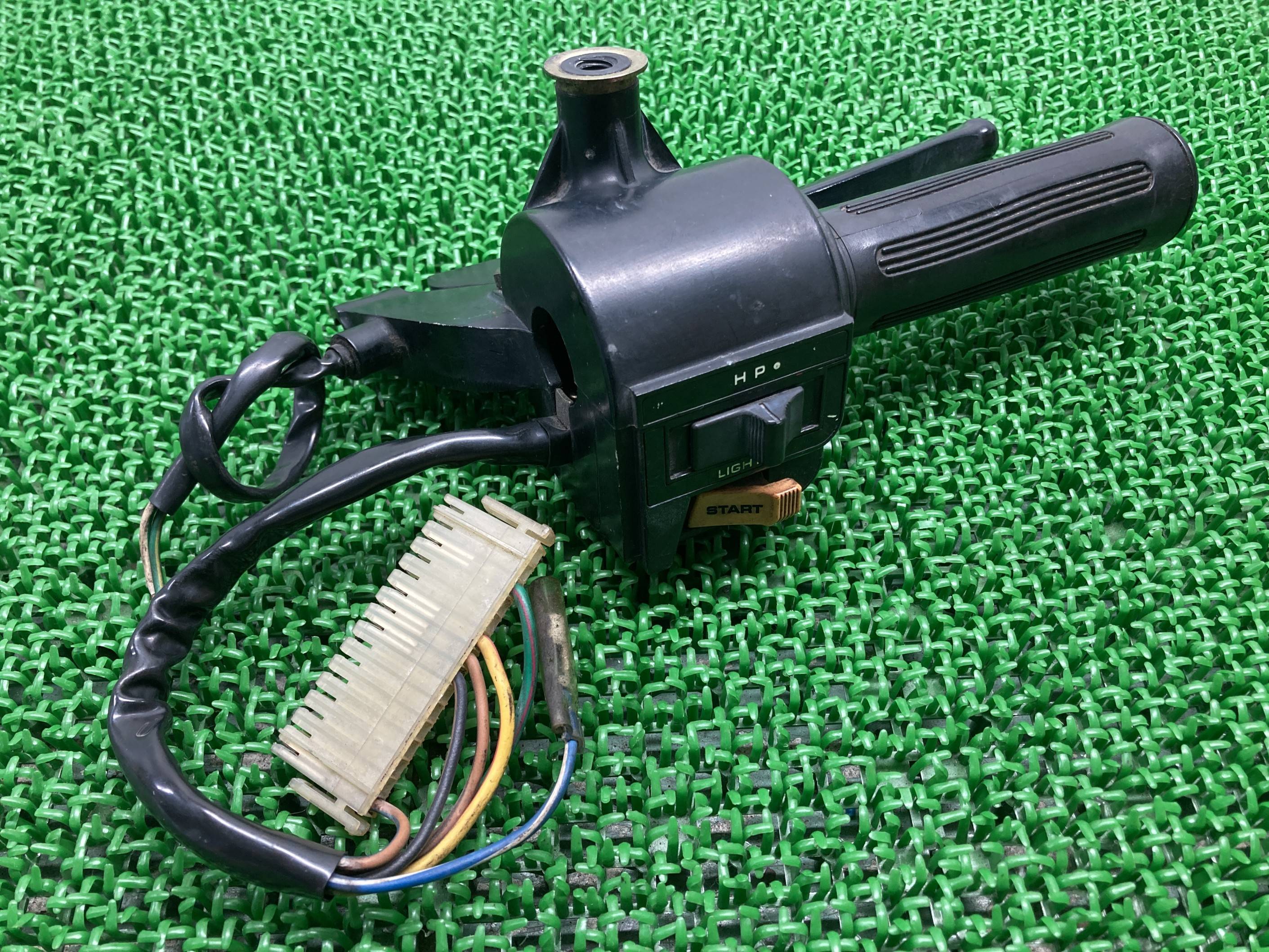 スペイシー125 ハンドルスイッチ 右 ホンダ 純正 バイク 部品 JF03 SPACY125 レバー スロットルコーン スイッチボックス 割れ欠け無し 車検 ...