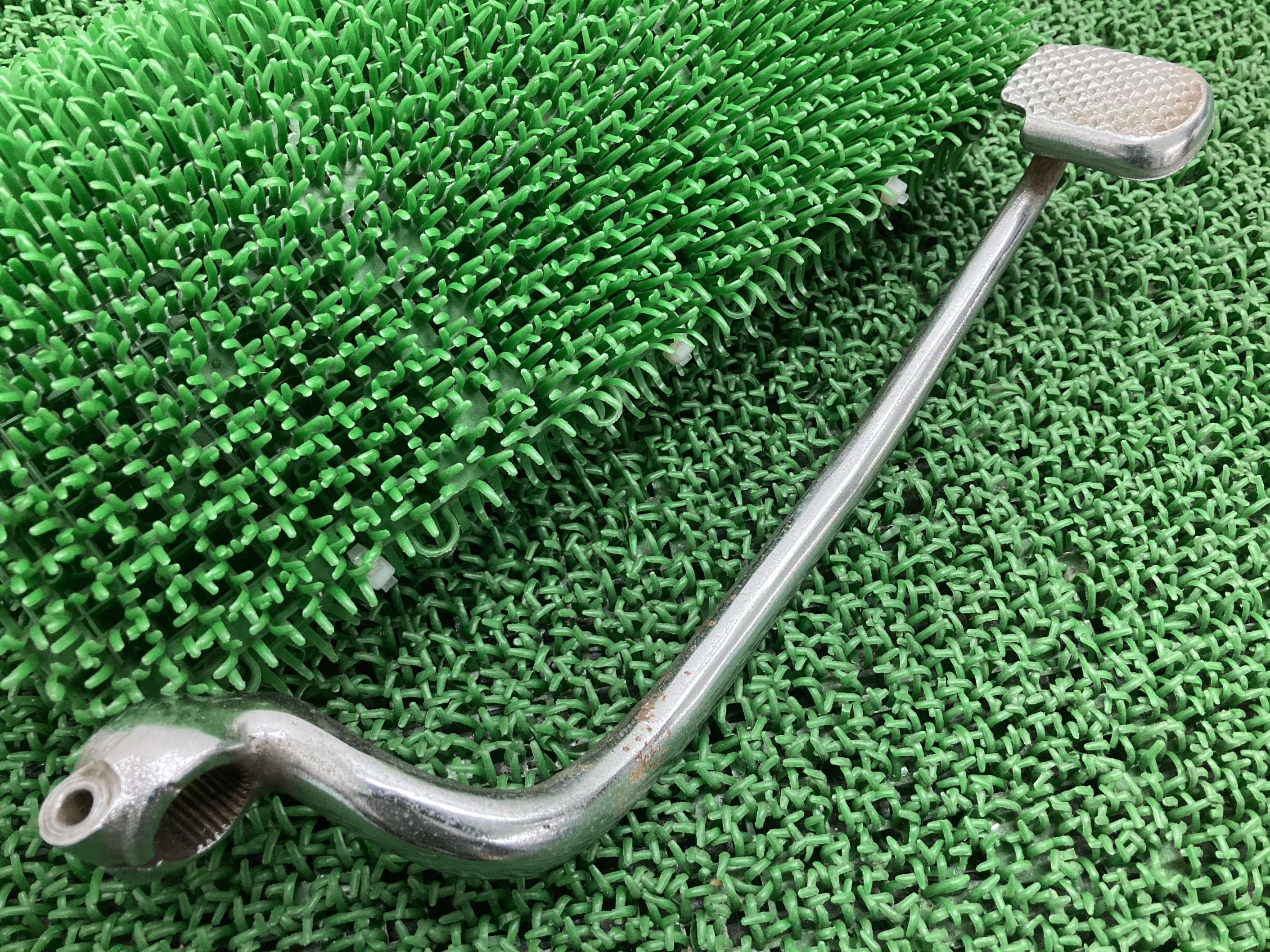 SR400 ブレーキペダル ヤマハ 純正 バイク 部品 RH01J RH03J ペイント素材に 曲がり無し 品薄 希少品 車検 Genuine 【中古】 Ds