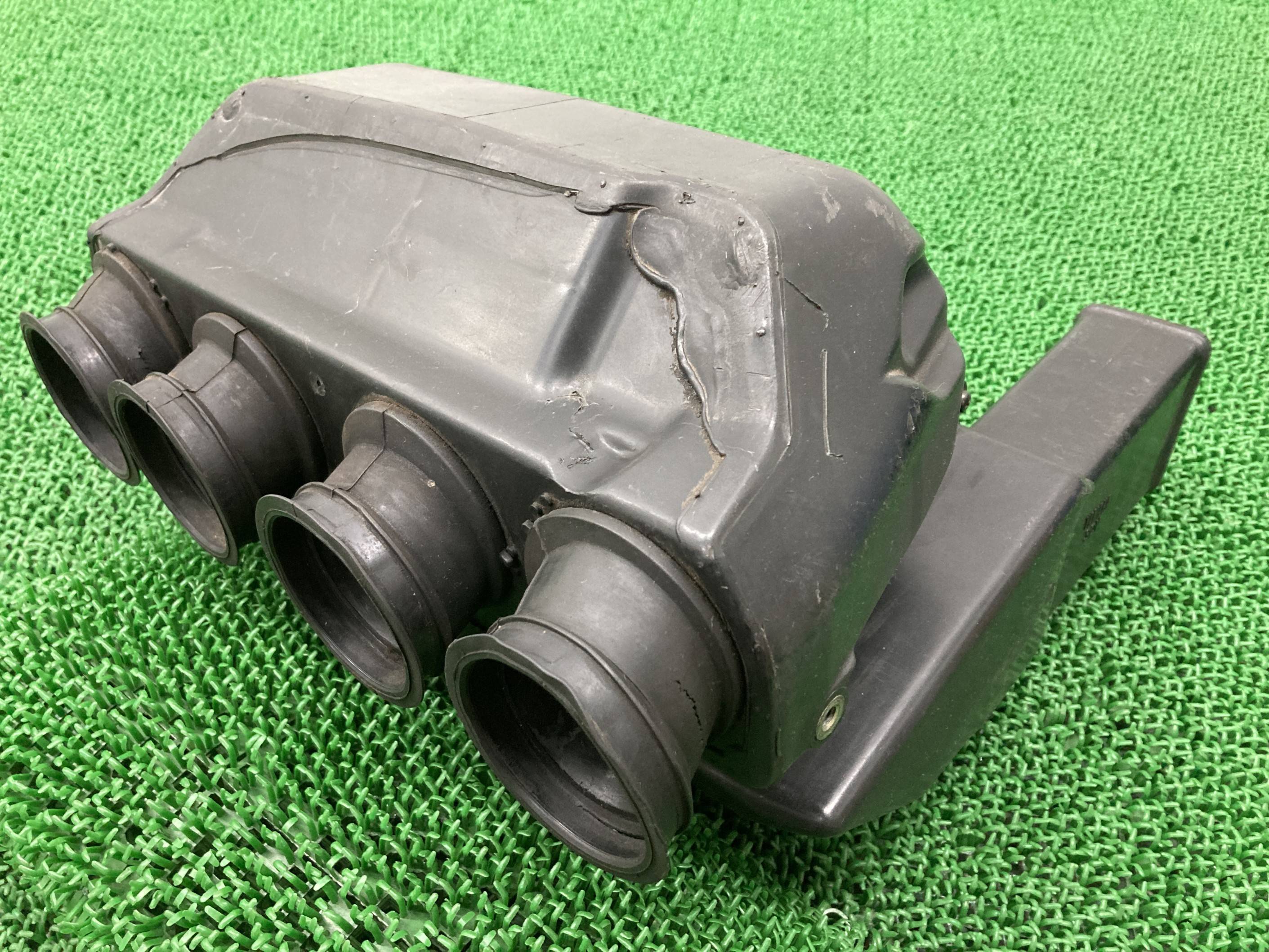 FJ1200 エアクリーナーボックス 3CV ヤマハ 純正 バイク 部品 割れ欠け無し 品薄 希少品 車検 Genuine 【中古】 xS