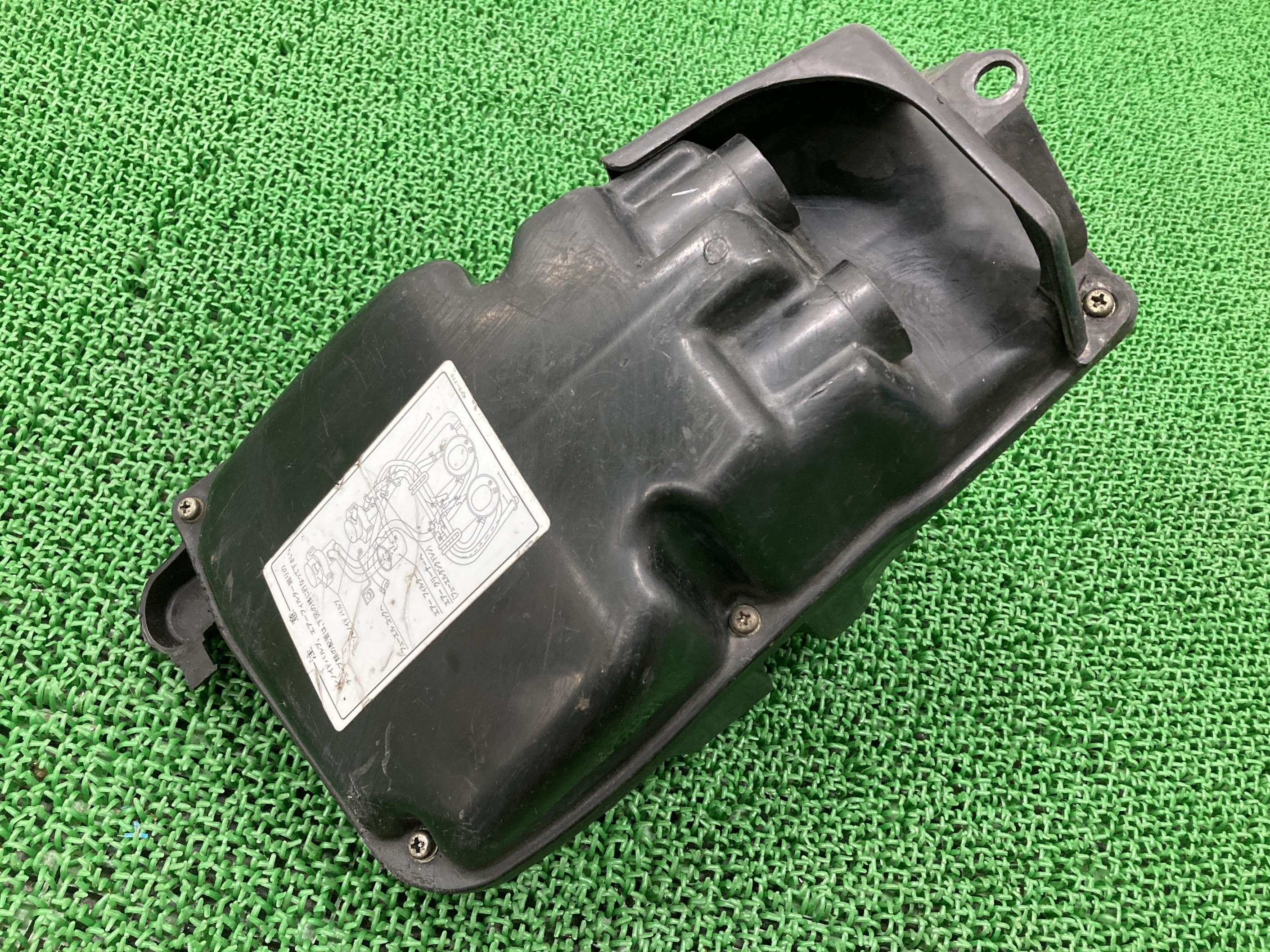 NSR250R エアクリーナーボックス KV3 ホンダ 純正 バイク 部品 MC16 MC18 割れ欠け無し 品薄 希少品 車検 Genuine 【中古】 jT