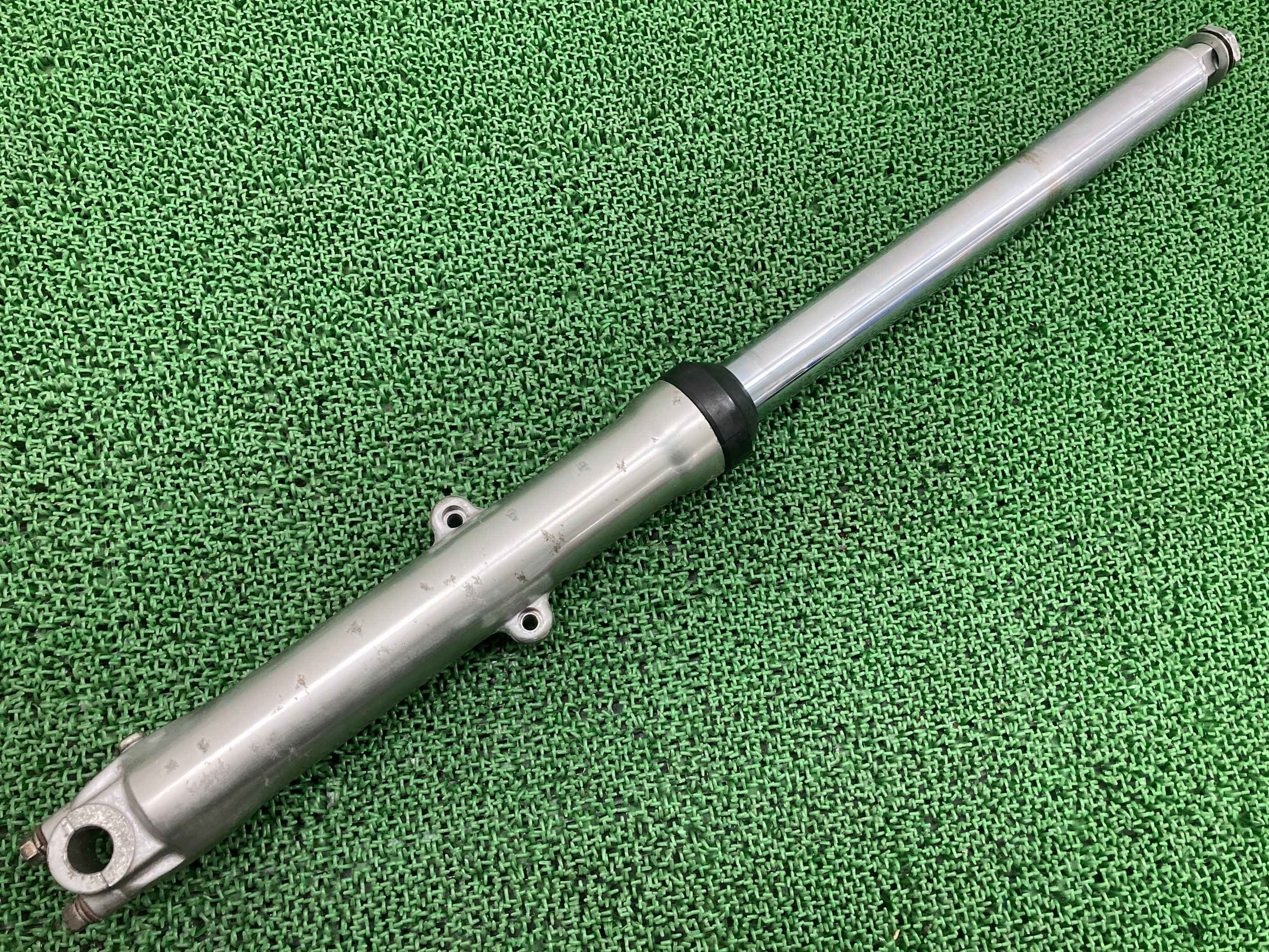 FXソフテイル フロントフォーク 右 G588 ハーレー 純正 バイク 部品 41φ エボ EVO FXST 車検 Genuine 【中古】 mW(2)