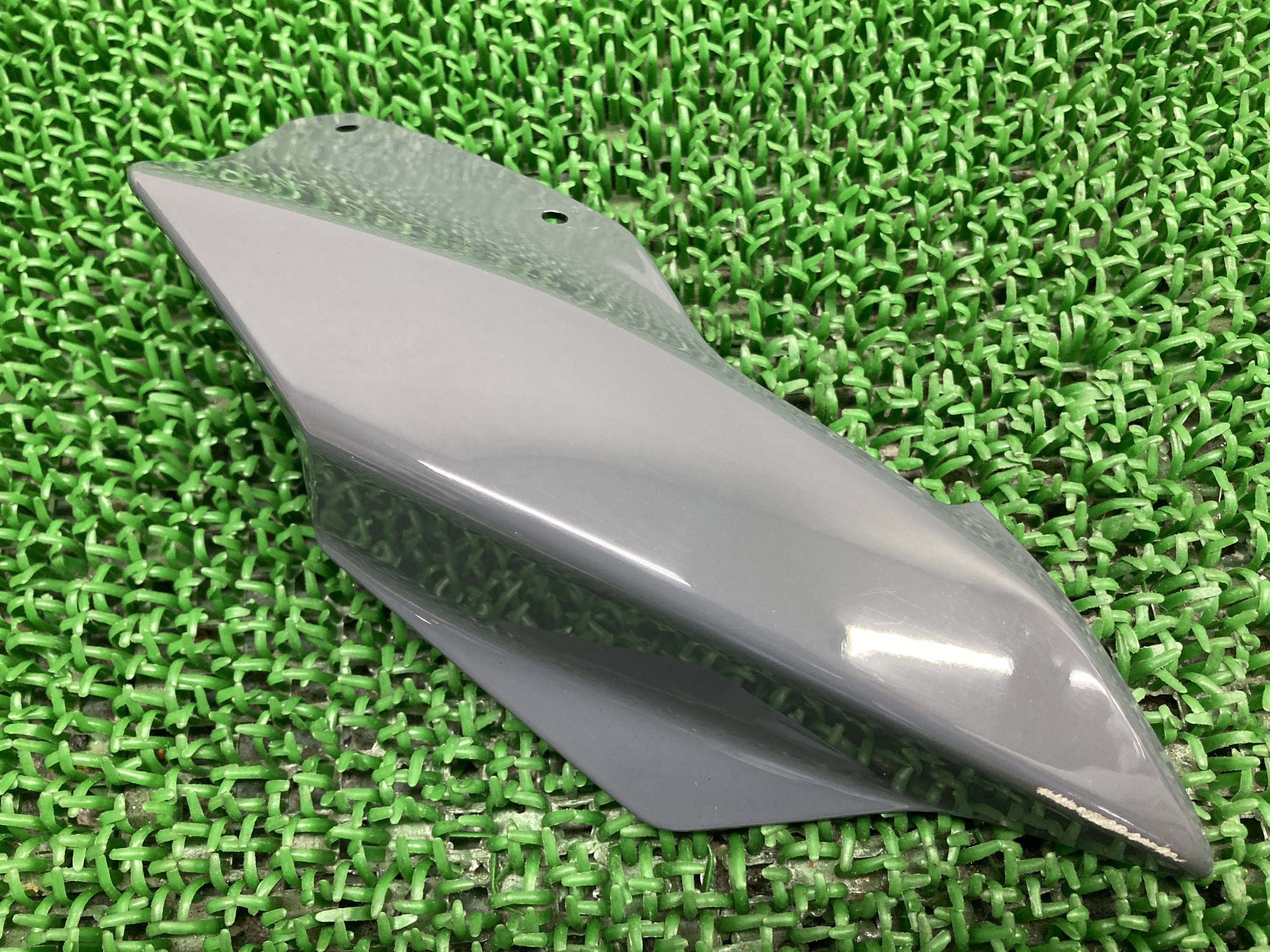 モンスター821ステルス メーターバイザー 右 48111241A ドゥカティ 純正 バイク 部品 Ducati MONSTER821STEALTH モンスター ペイント素材に 車検 Genuine 【中古】 Fl