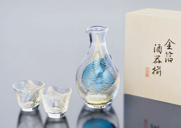 【公式】東洋佐々木ガラス 冷酒＜金箔＞ 1セット プレゼント 家飲み ハンドメイド 日本酒 カラフェ 酒器 包装 のし ギフト 佐々木ガラス