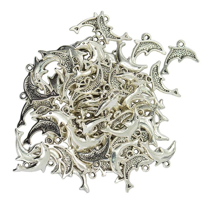 DIYを作るジュエリーのための50個の航海形のチャームペンダント