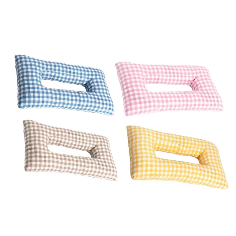 耳ピアス枕 イヤリング着用時の横向き寝用枕 取り外し可能なカバー 快適な48x28cm 耳穴付きネックサポ..