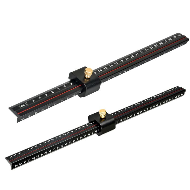 説明: 【特徴】リミットマーキング定規には、調整可能なリミットブロックが装備されており、使いやすく、素早い位置決めと簡単なマーキングに適しています。 【機能】測定定規 値を固定することで、マーキングラインを簡単に押すことができ、正確な長さと深さの測定が可能になり、測定や線の描画を心配する必要がなくなります。 【素材】木工エッジ定規はアルミ合金素材で作られており、軽量で丈夫で、落下や摩耗に強いです。 【用途】L型ケガキ定規は分解して独立して使用できるため、木工工具箱に多目的に追加できます。 【デザイン】マーキング定規の調節可能なストップは、滑ることなく所定の位置にしっかりと固定されるように設計されており、毎回優れた一貫した結果を保証します。 仕様: 材質: アルミニウム合金 サイズチャート: 30.5cmx2.4cmx3.6cm/12.01インチx0.94インチx1.42インチ パッケージに含まれるもの: 木工定規 x 1 注意: 手作業による計測のため、1〜2cmの若干の誤差が生じる場合がありますのでご了承ください。※本製品は、電波法令で定められている技術基準に適合していることを証明する技適マークが貼付されていない無線機器であり、日本国内で使用する場合は、電波法違反になる恐れがございます.ご使用の際には、十分ご注意下さいますようお願いいたします.【特徴】リミットマーキング定規には、調整可能なリミットブロックが装備されており、使いやすく、素早い位置決めと簡単なマーキングに適しています。 【機能】測定定規 値を固定することで、マーキングラインを簡単に押すことができ、正確な長さと深さの測定が可能になり、測定や線の描画を心配する必要がなくなります。 【素材】木工エッジ定規はアルミ合金素材で作られており、軽量で丈夫で、落下や摩耗に強いです。 【用途】L型ケガキ定規は分解して独立して使用できるため、木工工具箱に多目的に追加できます。 【デザイン】マーキング定規の調節可能なストップは、滑ることなく所定の位置にしっかりと固定されるように設計されており、毎回優れた一貫した結果を保証します。