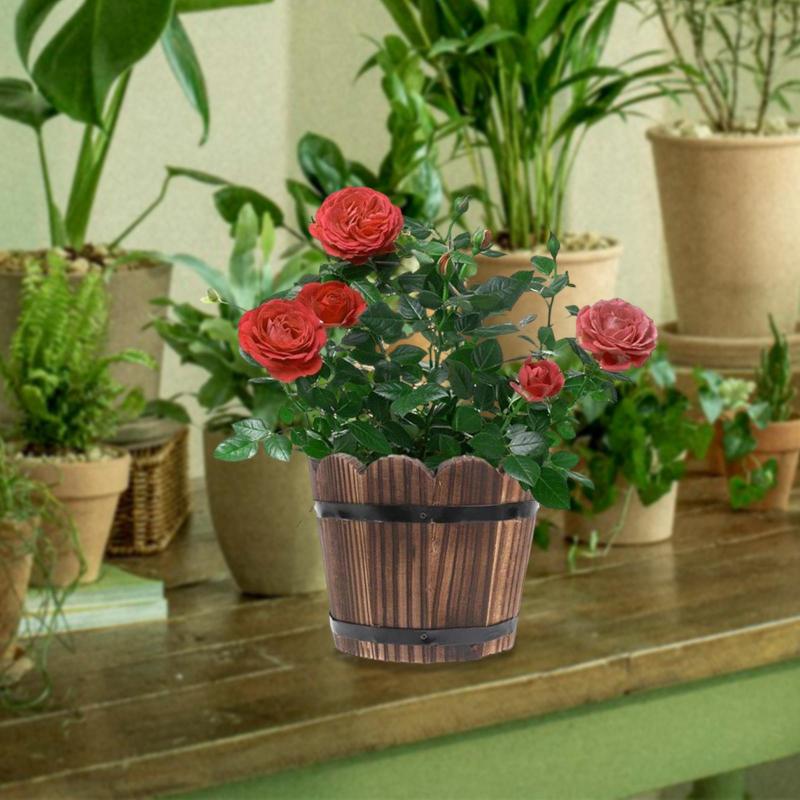 裏庭の屋外ガーデニング愛好家のための木製バレルプランター素朴な植木鉢
