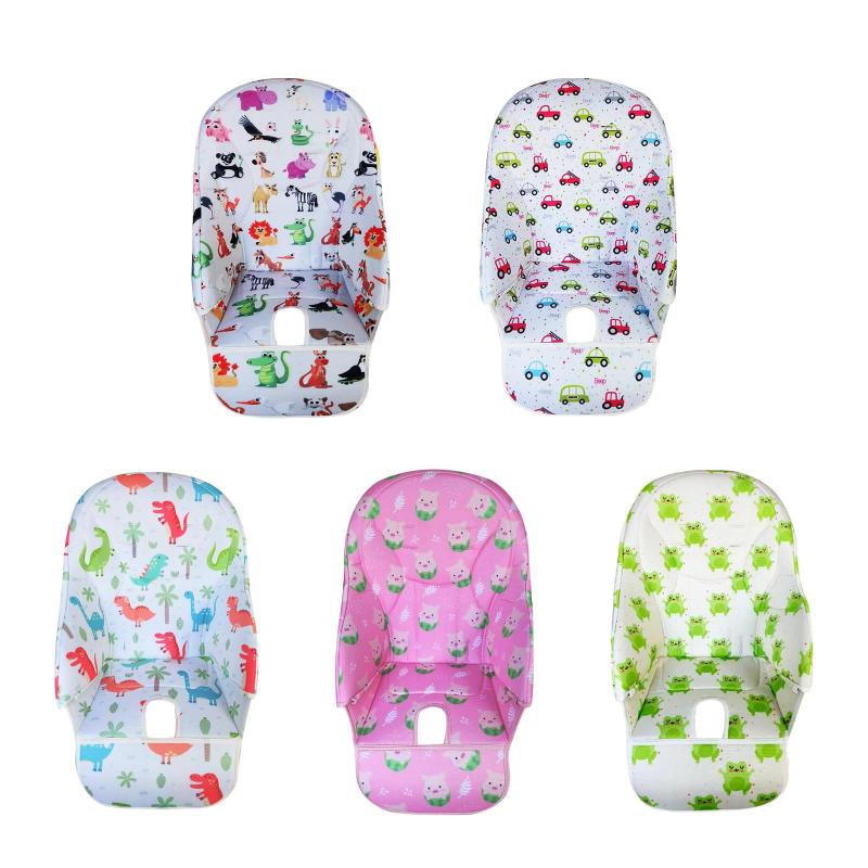 ベビーハイチェアカバーはこぼれやパンくずから守り.お手入れも簡単