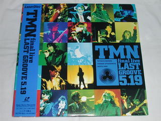 内容 （LD：レーザーディスク）TMN／final live LAST GROOVE 5.19【中古】 「1974（16光年の訪問者）」「TIMEMACHINE」を含む全16曲 CLV3面135分収録・カラー・ステレオ 備考：中古 販売元：（株）ソニーミュージックエンタテイメント コンディション 中古品・美品 帯、ライナーノーツ付き この商品は レーザー・ディスク です。 　　　　　　　　CDやDVDとは違います。
