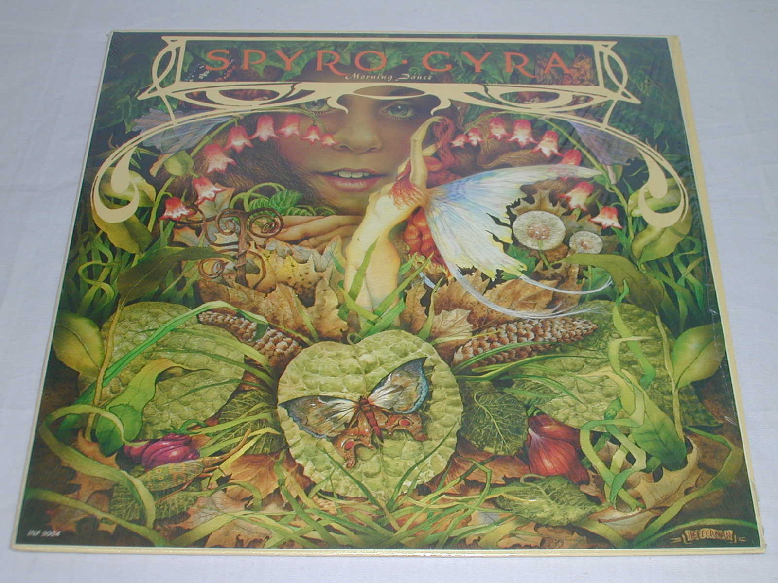 内容 （LP）SPYRO　GYRA　スパイロ・ジャイラ／MORNING　DANCE レコード番号：INF　9004 備考：中古 販売元：INFINTY コンディション 中古品・LPレコード ［ジャケット：良］ ［盤面：良］ スリーブ付き。　U．S．A．盤