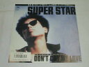 　 内容 （EP）長渕剛／「SUPER　STAR」「DON’T　CRY　MY　LOVE」 【中古】 「SUPER　STAR」：TBS系-TVドラマ「親子ゲーム」主題歌 レコード番号：ETP-17869 備考：中古品 発売元：東芝EMI（株） コンディション 中古品・EPレコード ［ジャケット：極々薄い染みと薄い折れ有り］ ［盤面：小さな擦れ有り］