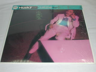 　 内容 （LP）上田正樹／HUSKY 【中古】 SIDE A 　レゲエであの娘を寝かせたら／CITY JUNCTION／ライト・フト／GOIN' DOWN／マリー／MISS YOU BABY　 SIDE B 　バック・ステップ・ダンス／ララバイのかわりに I LOVE YOU／震えるハート／贈らないぜ／COLORS／おまえを救けにゆく レコード番号：28AH 1590 備考：中古品 発売元：（株）CBS・ソニー コンディション 中古品・LP・レコード ［ジャケット：並］ ［盤面：良］ 帯、歌詞カード付き