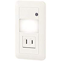 LBJ70076明るさセンサ付LEDフットライト 壁埋込型 コンセント付電球色 白熱電球10形以下器具相当Panaso..