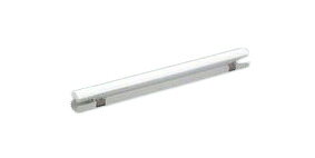LED内蔵、電源ユニット内蔵LED（昼白色）光源色温度：5000K器具光束：570lm安定器出力型：定格出力型電圧：100V消費電力：5.5W消費効率：103.6lm/W【本体】ポリカーボネート（ホワイト）【カバー】ポリカーボネート（乳白）Ra83【電源線挿入用アダプトコネクタ】NNFK99000（別売）【入線処理用ジョイント金具】NNFK99011（別売）【終端処理用エンド金具】NNFK99010（別売）【傾斜型固定金具】NNFK99015（別売）【傾斜型固定金具】NNFK99030（別売）天井直付・壁直付兼用型注）調光はできません。注）粒感が目立つ場合があります。注）点灯始動時、タイプによって立ち上がり時間が異なる可能性があります。注）電源線の接続には、別途電源線挿入用アダプトコネクタNNFK99000（別売）をご使用ください。注）電源線の接続部には、必ず入線処理用ジョイント金具NNFK99011（別売）をご使用ください。注）器具連結の終端部には、必ず終端処理用エンド金具NNFK99010（別売）をご使用ください。注）LEDにはバラツキがあるため、同一品番商品でも商品ごとに発光色、明るさが異なる場合があります。【LED照明】【間接照明】【昼白色】【非調光】【L450タイプ】検索用カテゴリ364店舗統合およびご注文受付終了のお知らせこのたび2026年9月末をもちまして、姉妹店「タカラショップ楽天市場店」へ統合することとなりました。現在取り扱っております本製品は統合前の現時点でも同店にてご購入いただけます。ご利用のお客様にはご不便・ご面倒をおかけ致しますが何卒ご理解を賜りますとともに、引き続き変わらぬご愛顧いただきます様よろしくお願い申し上げます。