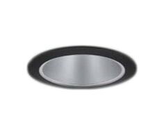 LED内蔵、電源ユニット内蔵LED(電球色)色温度：3000K埋込穴径：φ75mm埋込高：112mm質量：0.7Kg器具光束：2225lm電圧：100〜242V消費電力：19W【反射板(上部)】プラスチック(ホワイト)【反射板(下部)】アルミダイカスト(銀色鏡面仕上)【枠】アルミダイカスト(ブラックつや消し仕上)天井埋込型、埋込穴φ75、ビーム角45度・広角タイプ・光源遮光角30度Ra85【適合リニューアルプレート(別売)】埋込穴φ100用NNN28023K埋込型広角タイプ●天井面取付専用調光範囲(約1％〜100％)DALI-2(国際標準規格の照明制御通信方式)対応入力電流(100V時)：0.198A入力電流(200V時)：0.1A入力電流(242V時)：0.086A注)調光する場合は適合調光器(別売)と組み合わせてご使用ください。注)直下近接限度30cm注)断熱施工仕様ではありません。注)施工時、埋込高さは150mm以上必要となります。注)LEDにはバラツキがあるため、同一品番商品でも商品ごとに発光色、明るさが異なる場合があります。※こちらの商品は受注生産品となります。【LED照明】 【電球色】 【広角タイプ】 【調光可】 【DL埋込穴75】検索用カテゴリ361