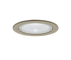ランプ別梱包LEDフラットランプφ70 クラス700 1灯（口金GX53-1）色温度：5000K埋込穴径：φ100mm埋込高：80mm器具光束：425lm電圧：100V消費電力：6.3W消費効率：67.4lm/W【アルミ枠】プラチナメタリックRa83【適合リニューアルプレート】LGK02010【適合リニューアルプレート】LGK02011集光タイプ（ビーム角24度）80形ダイクール電球1灯器具相当55度までの傾斜天井に取付可能入力電流（100V時）：0.13A調光操作不可配光については斜天井対応となっていません。施工時、埋込高さは80mm必要となります。直下近接限度10cm【LED照明】 【昼白色】 【集光タイプ】 【非調光】 【DL埋込穴100】 【防湿】 【防雨】検索用カテゴリ9
