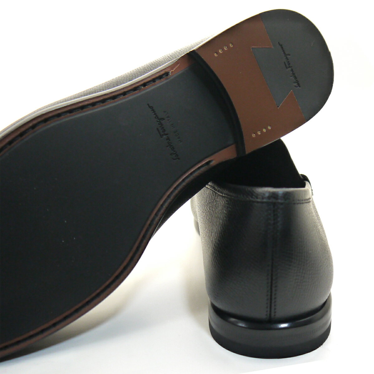 フェラガモ/Salvatore Ferragamo メンズ ローファー ビジネスシューズ 靴 モカシン　ガンチーニ CROWN 0688525 NERO ブラック 【即発送可能】