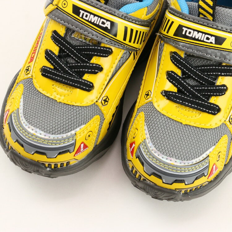 TOMICA トミカ スニーカー 建設車両 靴 キッズ 子供用 男の子 15-19cm はたらく車 ...