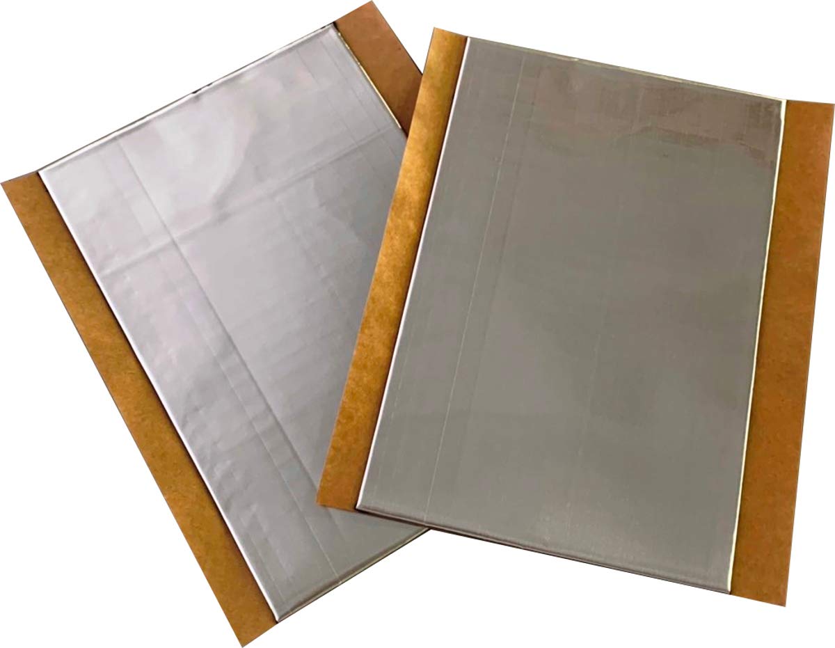 • 本体サイズ:約20×0.16×30cm • 材質:ブチルゴム・アルミ箔 • 原産国:日本 • セット内容: 2枚入