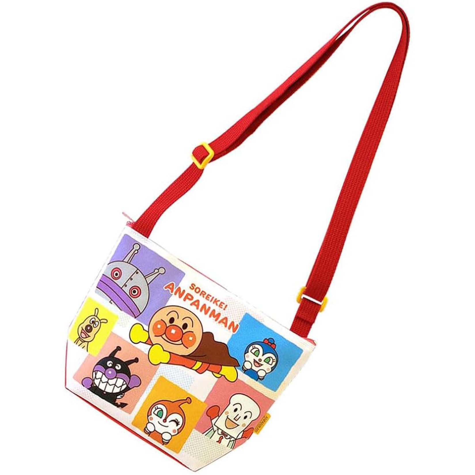 • 本体サイズ:約16×22×8cm、肩ひもの長さ:約62-119cm • 本体重量:約70g • 素材・材質:ナイロン・ポリエステル • 原産国:日本