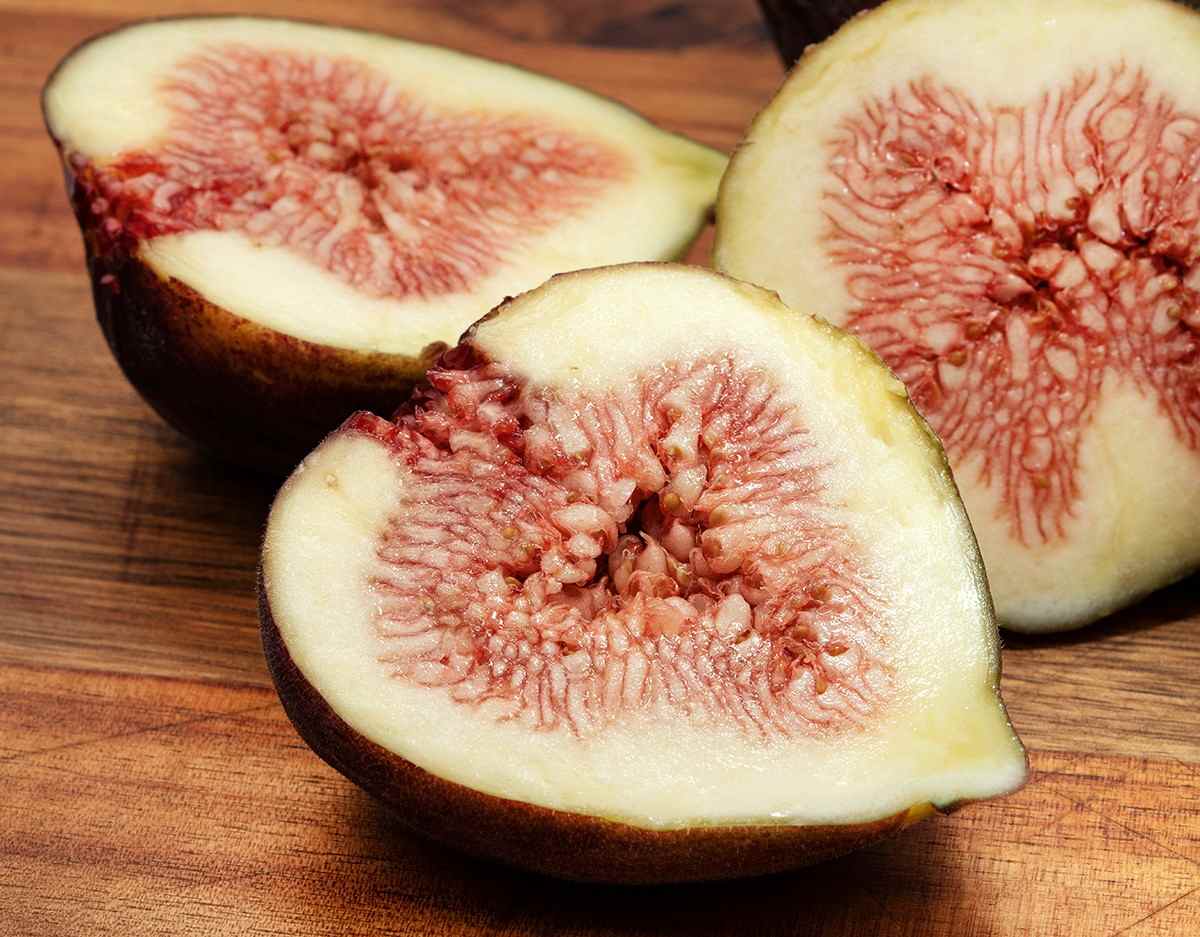 『博多とよみつひめ』福岡県産 いちじく JAふくおか嘉穂 最上ランク赤秀品限定 4パック計約1.2kg（1P：3～5玉入り）※冷蔵 送料無料のサムネイル