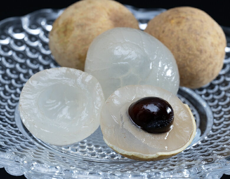 『龍眼（ロンガン、リュウガン）』ベトナム産 生竜眼 約1kg（約500g×2袋） ≪現地から航空便で入荷。≫※冷蔵　送料無料のサムネイル