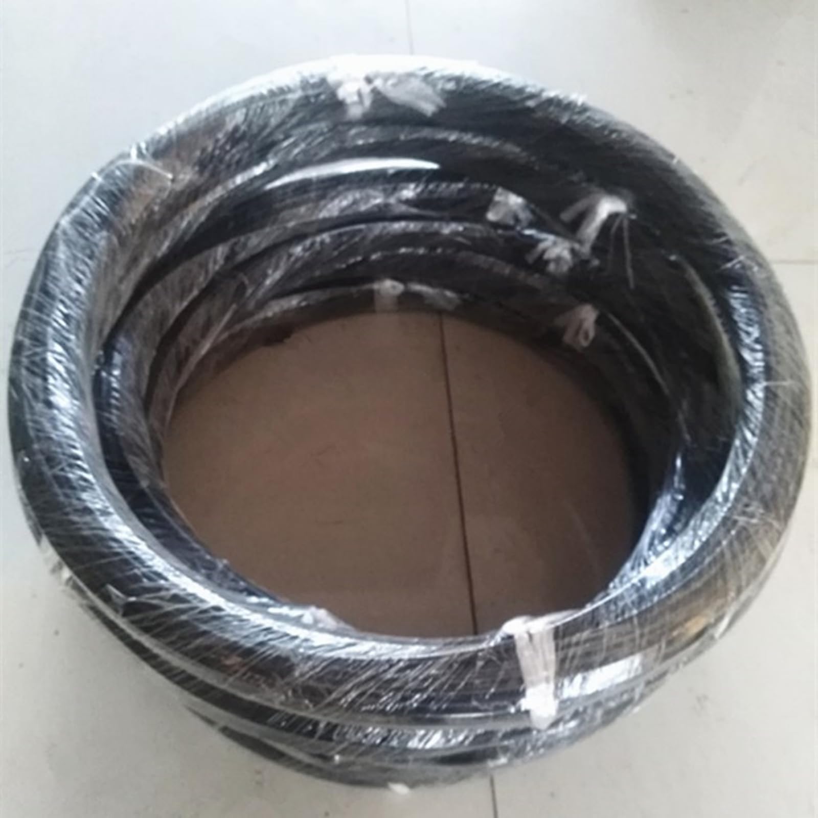 100m耐久性自転車ブレーキケーブルハウジングユニバーサル自転車シフトケーブルは、さまざまなサイクリ..