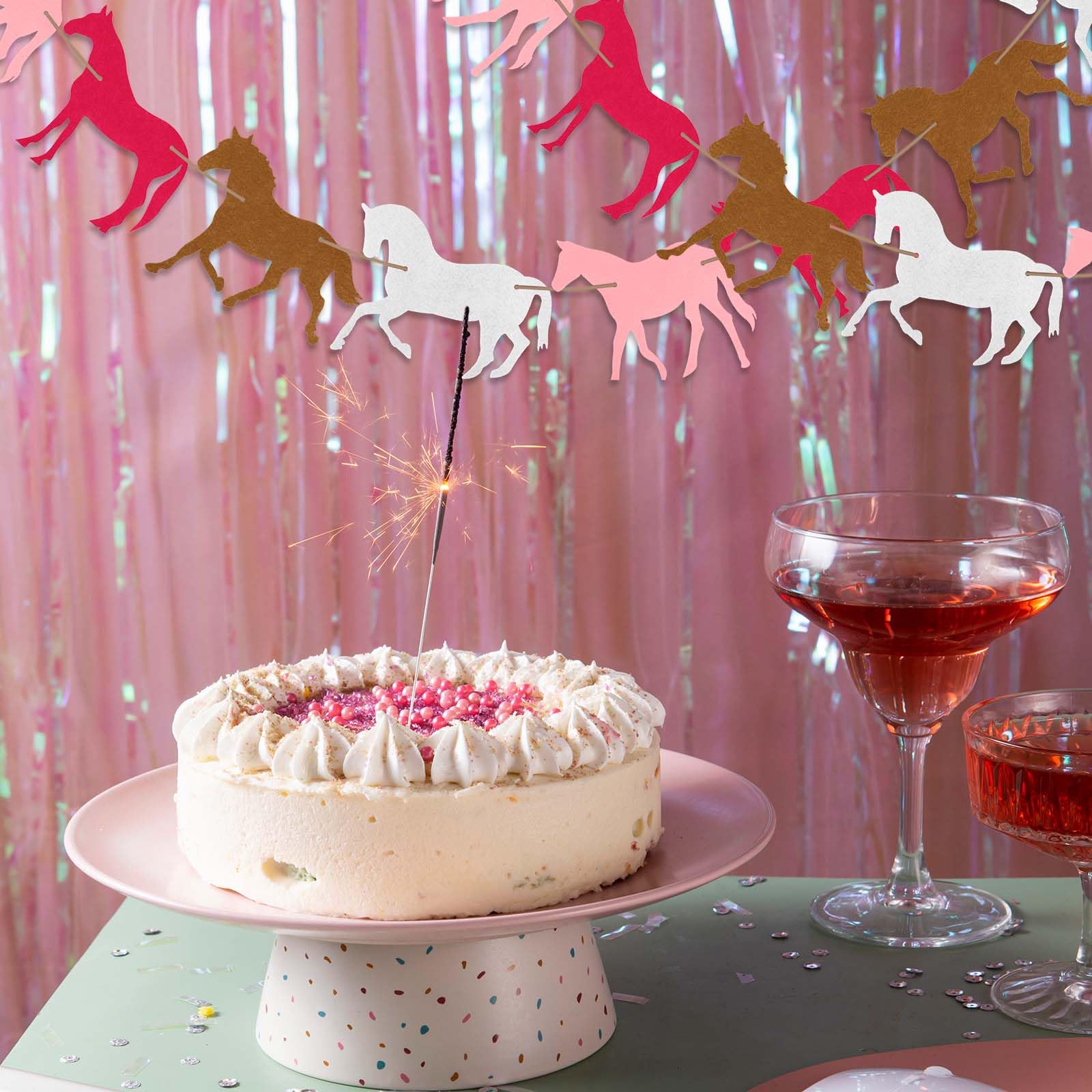 馬の誕生日バナー装飾馬ガーランドバナーピンクの馬のバナーパーティー用品競馬パーティー乗馬をテーマ..