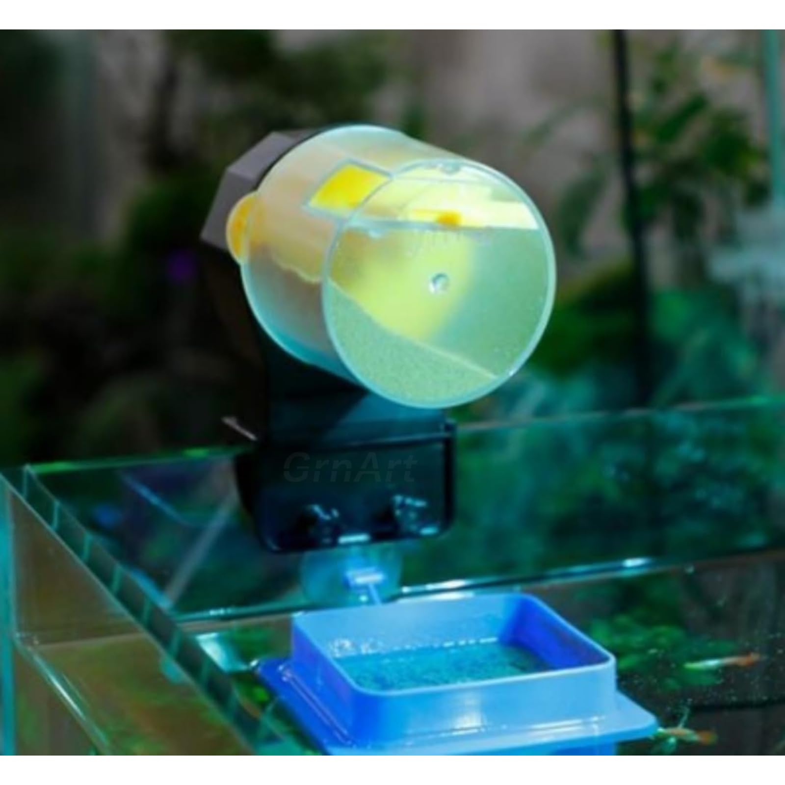 GrnArt 自動給餌器 小型魚給餌器 用量調節可能 取り付け簡単 無給餌 静音 熱帯魚 金魚 水槽用 (ブルー)