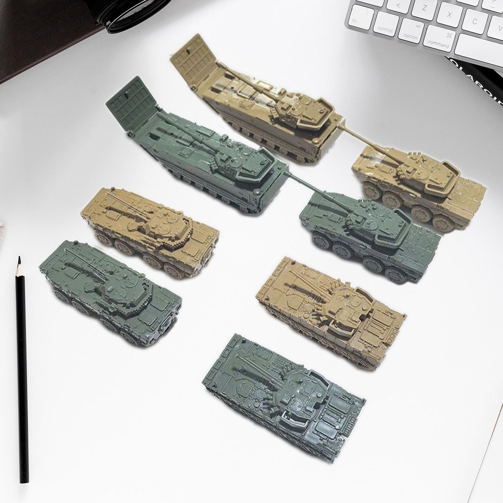 8 個 戦車模型組み立てキット パズル 1/144 コレクション 知育玩具 ミニチュア装甲車両 DIY組み立て 男..
