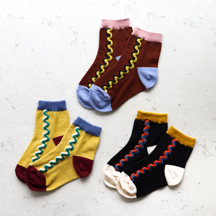 【最強配送店】stample スタンプル　コイルショートソックス 3足組 子供 こども キッズ 靴下 レディース 男の子 女の子 ソックス 靴下 キッズ くつ下 子供服 通園 通学 履きやすい 脱ぎやすい 滑り止め 無地 立体 ライン 73275 22cm シンプル 春 夏 秋 冬
