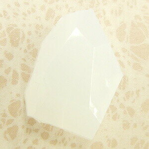 アクリル(通し穴) ACL1003 約25×18mm ミルキー 3個 カット入り ビーズ 穴あき アクリル製 パーツ素材 軽量 ハンドメイドパーツ ハンドメイド資材