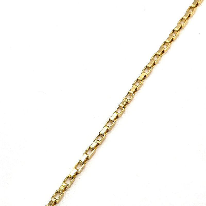 デザインチェーンです。 【サイズ】 太さ：約3.5mm 線径：約3.5mm 品番 T224 販売単位 10cm単位(切り売り) ※数量「1」の場合は「10センチ」、数量「2」の場合は「20センチ」が繋がった状態で発送します。 (チェーンの性質上、ご注文総数によっては複数に分かれた状態でお送りする場合がございます。) ご注意ください ※こちらの商品はメッキ加工に2〜3営業日お時間をいただく場合がございます。 ※金色メッキはロットによって色味が異なる場合がございます。 ※お使いのブラウザや画面設定により、商品のカラーが実際と異なって見える場合がございます。 使用用途 アクセサリーの製作、バッグの持ち手、衣装への縫い付け 等 チェーンについて こちらの商品は当店のグループ会社で独自にデザインされたチェーンです。 当店では個性的なチェーンパーツを多数取り扱っております。