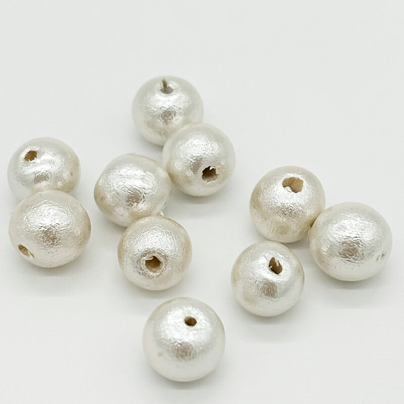 ウッドパール 通し穴 丸型 ホワイト 10個 ウッドビーズ ウッドパーツ 木製ビーズ デザインビーズ パー..