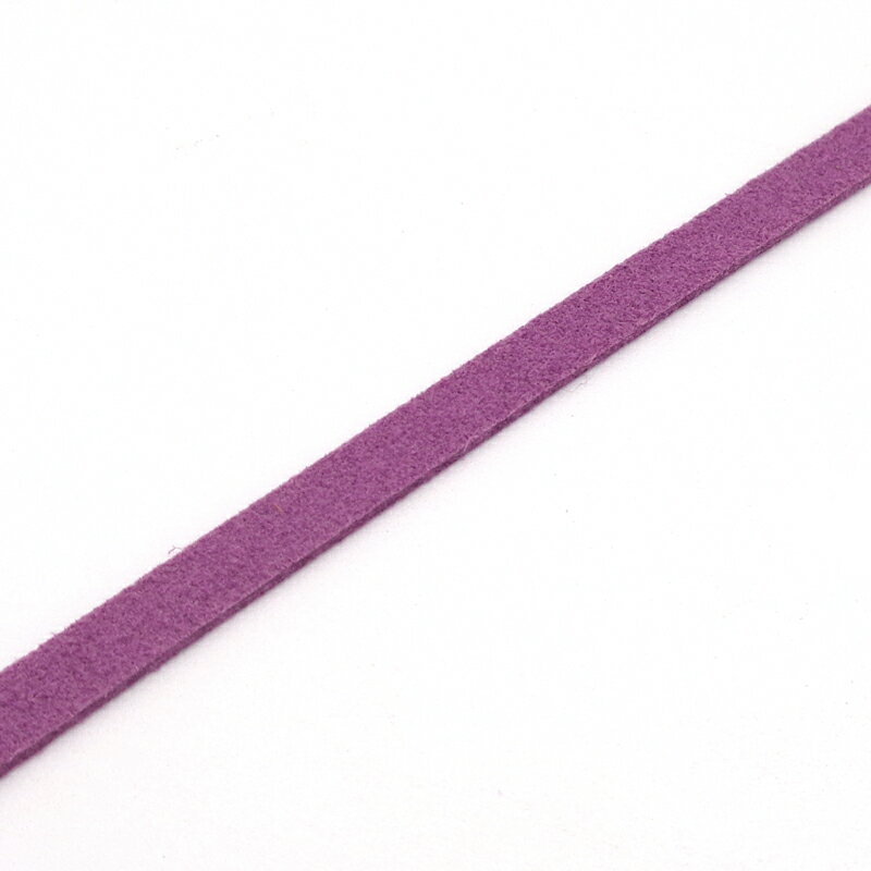 スエード調の平コードです。 色鮮やかで、毛羽立ちにくく扱いやすい材質です。 ※商品の性質上、使用状況や保管状況によって退色・変色する場合がございます。 サイズ： 全長約90cm、厚さ約1mm 幅 3mm・5mm・9mm ポリウレタン製 &nbsp;