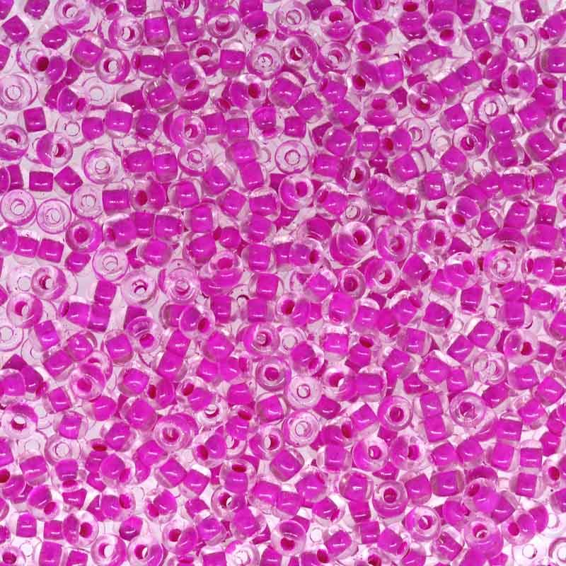 カラー番号：#HB2060 外径：約2mm 穴の大きさ：約0.8mm ビーズステッチやビーズモチーフ作り等、ビーズワークに欠かせない「シードビーズ」です。 シンプルなので幅広い用途に使用できます。【色味について】※製造ロットにより、同じ品番でも多少の色違いが生じる場合があります。予めご了承ください。※お使いのブラウザや画面設定により、色味が実際と異なって見える場合がございます。【配送について】※MIYUKIビーズ7g商品は、総数40個までの場合はメール便、41個以上の場合は宅配便で発送します。また、同時購入商品によりメール便の容量を超えた場合も宅配便で発送します。