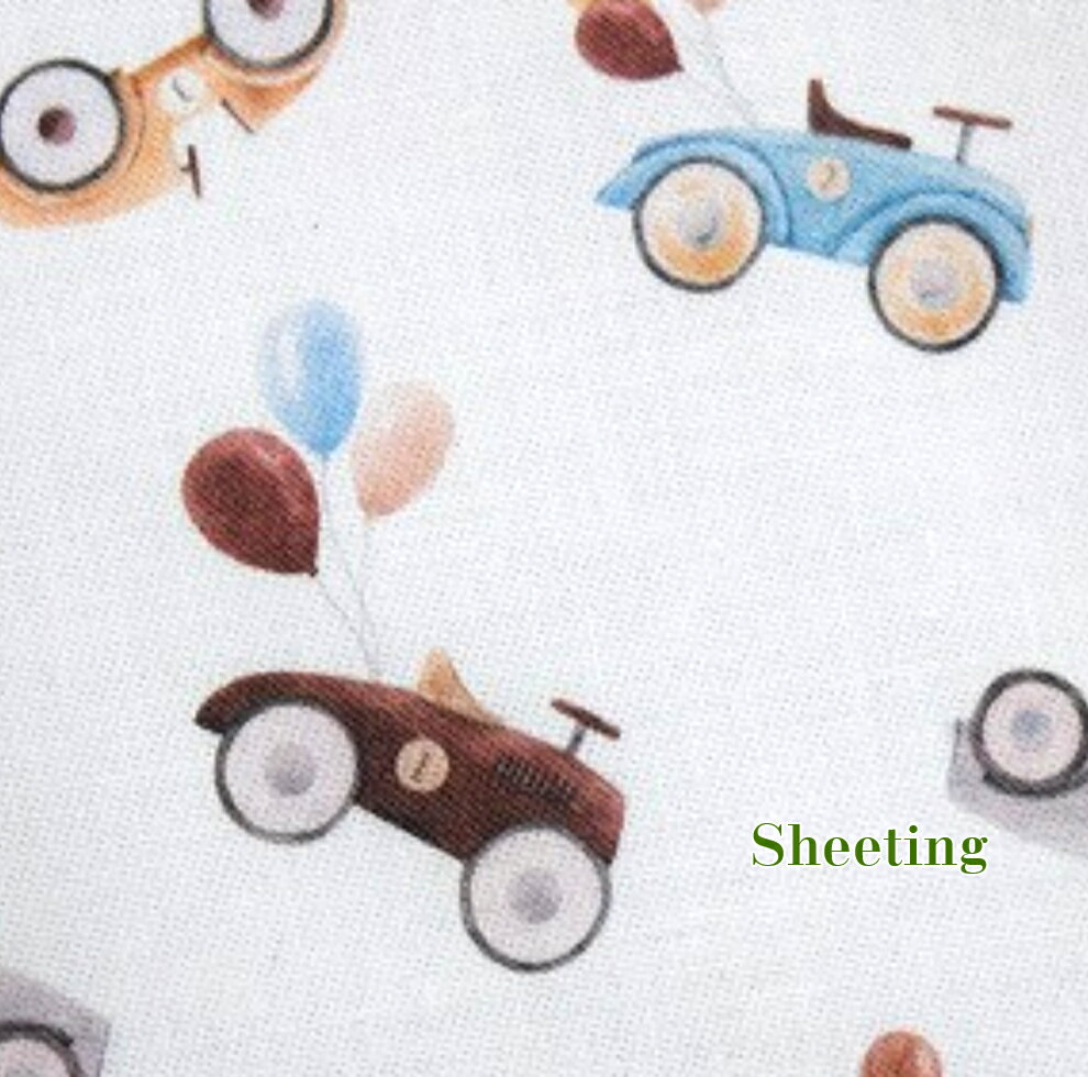 【50cm単位】「シーチング」「夢の中のレトロカー」 車 風船 アンティーク クラシカル レトロ カーコットン100％ 生地 小物 綿 服 カバーリング エプロン 入園入学 デジタルプリント くすみ ニュアンスカラー 男子