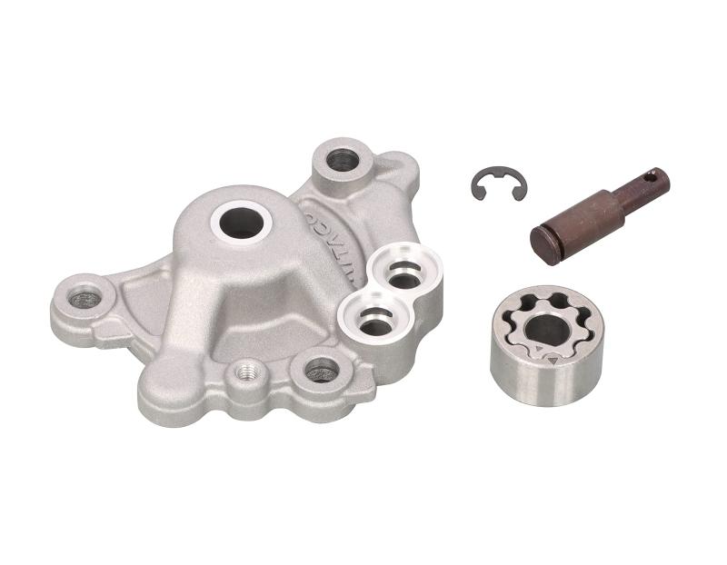 キタコ(K) スーパーオイルポンプキット グロム(JC92) モンキー125(JB03/JB05) CT125ハンターカブ(JA65) クロスカブ110(JA60)等 331-1452000適合車種 スーパーカブ110 : JA59全車種 | クロスカブ110 : JA60全車種 | モンキー125 : JB03全車種/JB05全車種 | ダックス125 : JB04全車種/JB06全車種 | グロム : JC92全車種 | スーパーカブC125 : JA58全車種/JA71全車種 | CT125ハンターカブ : JA65全車種吐出量約1.25倍オイル吐出量を増大させる事により、冷却性能の低下やオイルクーラー装着時の油圧低下を防ぐスーパーオイルポンプキットですハイチューニングを施したエンジンの必須パーツですオイルポンプドリブンギア、ロックピン、フランジボルト等はノーマルを再使用別途Rクランクケースカバーガスケットが必要です