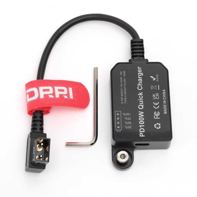 D-Tap から USB-C PD 3.0 双方向充電アダプター 100W 急速充電器 V マウント ゴールドマウント バッテリー Sonys A7Siii カメラ スマートフォン ノートパソコン用入力と出力:Dタップ入力/出力は10V-16.8V/10A、USB-C入力/出力は3V-20V/5Aです。USB PD 3.0プロトコルと100Wの電力により、Vマウント/ゴールドマウントBP-Uバッテリーを素早く直接充電できます。さまざまな電力プロトコルと互換性があり、100Wの電力出力、DSLRミラーレスカメラ/スマートフォン/ラップなどを充電するための自己調整可能な電圧/電流を備えています。充電インジケータライトは、バッテリーを測定するために25％、50％、75％、100％を示します。また、複数の保護により、電圧の問題、放電、過熱から保護します。複数の急速充電プロトコルをサポートします。ケーブル長さ：約20CM