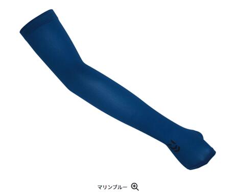 暑い夏を乗り切る！指スリットつきアームカバー UVケア(UPF50+)/接触冷感/吸水速乾機能を兼ね備えた「ICEDRY（R)」素材を採用 軽い着心地ながら遮熱性にも優れ、太陽の熱線を遮蔽し、衣服内温度の上昇を抑える 長めの丈設定で、手・腕をまとめてカバーする 親指が出せるスリット付き 上腕部にはズレ防止の滑り止め付き ■素材 ポリエステル74％ ポリウレタン26％　