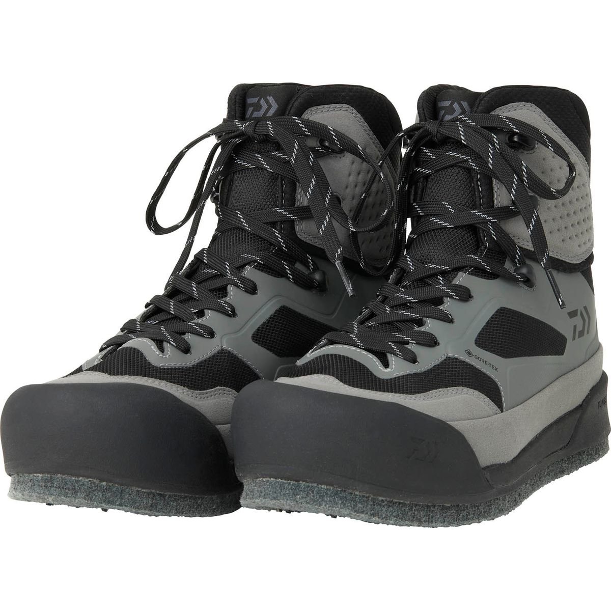 GORE-TEX®搭載×タングステンピン仕様のロックショアシューズ高い耐久防水性を誇るGORE-TEX®メンブレンと、過酷な岩場でも確実なグリップを発揮するタングステンピン搭載ソールを採用。【メーカー】ダイワ（DAIWA）【品番】DS-3650G-TG【カラー】グレー【在庫のサイズ】26.0cm／26.5cm※モニターの発色の具合によって、実際のものと色が異なる場合があります。※店頭でも販売しているため、ご注文のタイミングによっては在庫切れとなる場合がございます。予めご了承ください。